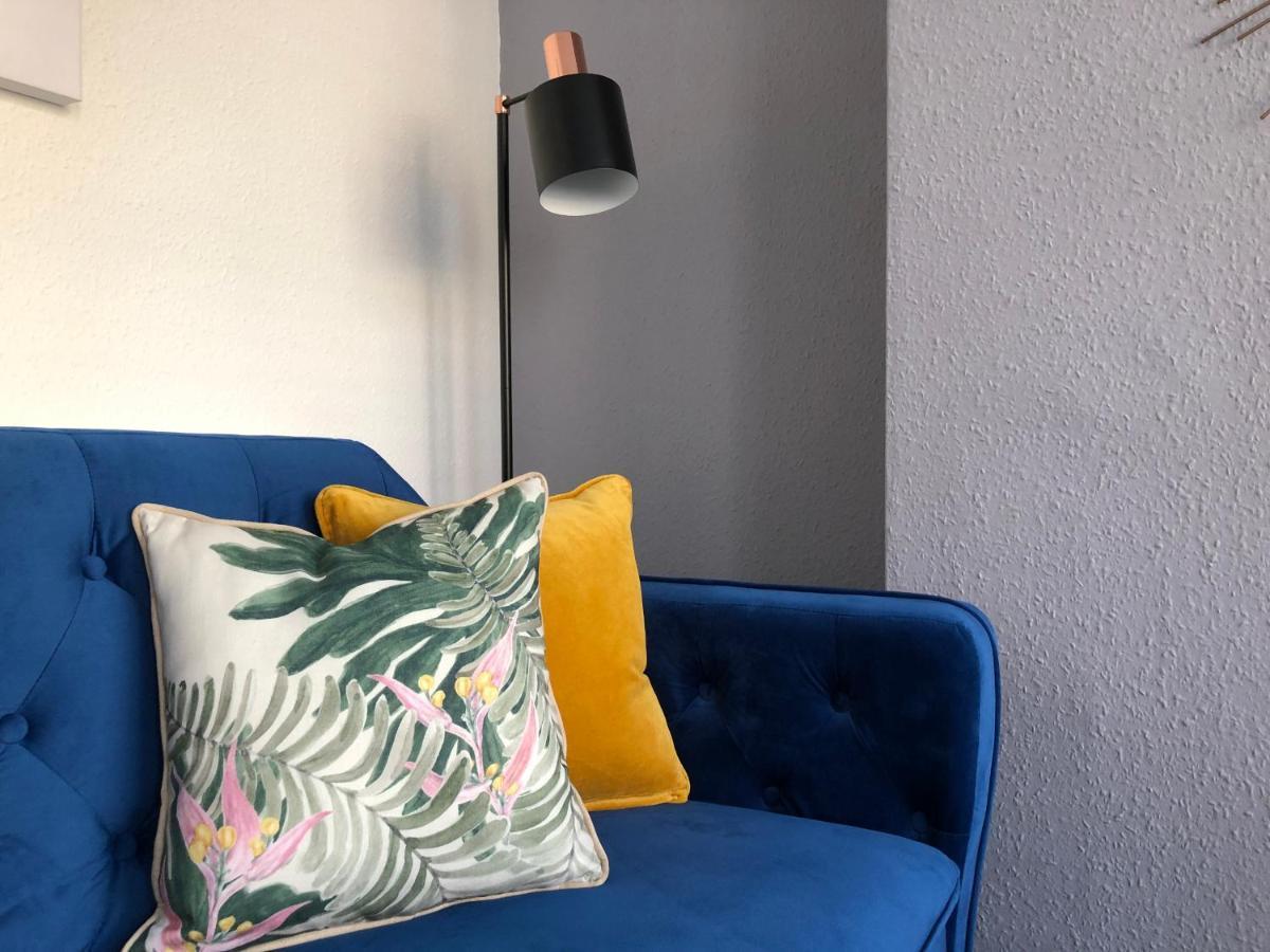 Apartment Cosy House, City Centre, Free Parking, Sleeps 5, By Empower Homes